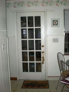 side-door-in-kitchen1